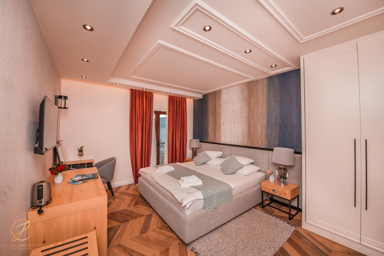 Barka B'N'B - Elegant Seaview Rooms Herceg Novi Bagian luar foto