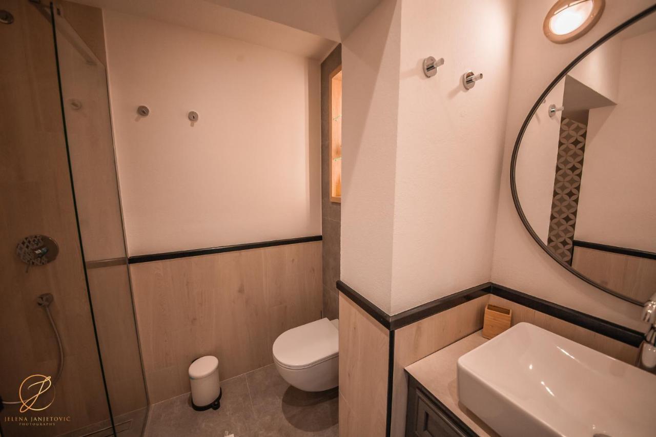 Barka B'N'B - Elegant Seaview Rooms Herceg Novi Bagian luar foto