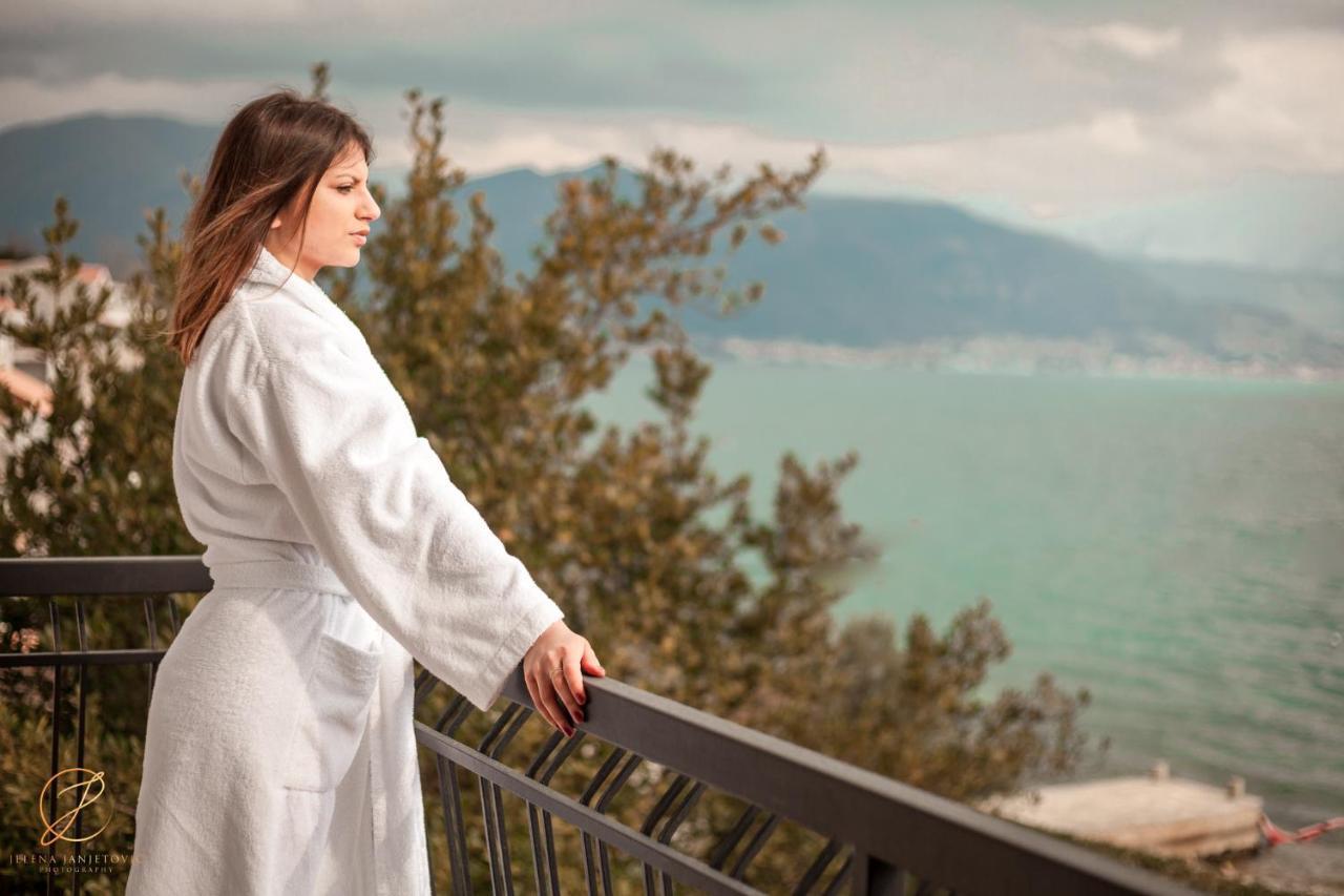 Barka B'N'B - Elegant Seaview Rooms Herceg Novi Bagian luar foto