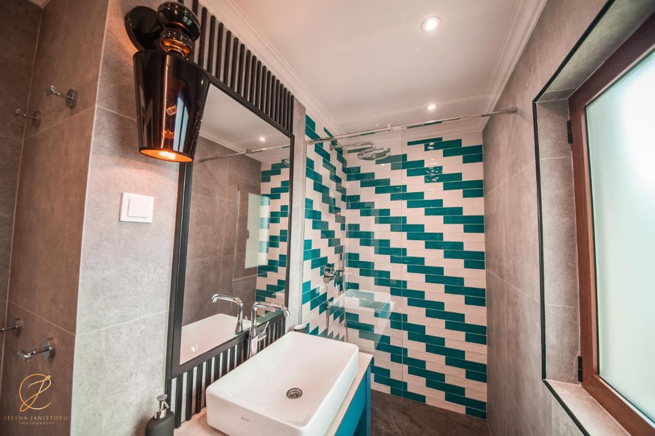 Barka B'N'B - Elegant Seaview Rooms Herceg Novi Bagian luar foto