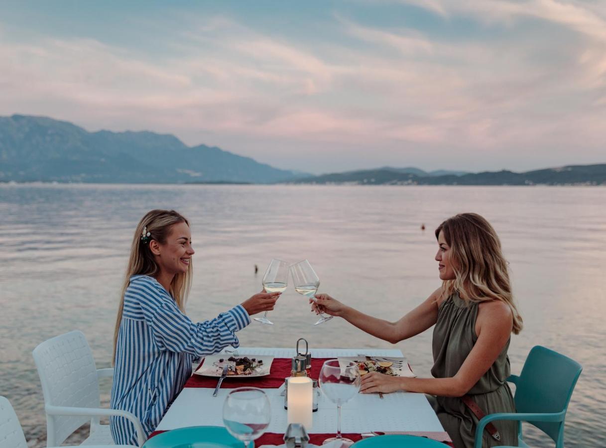 Barka B'N'B - Elegant Seaview Rooms Herceg Novi Bagian luar foto